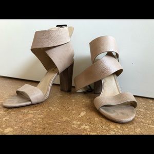 Splendid Jayla Open Toe Pump